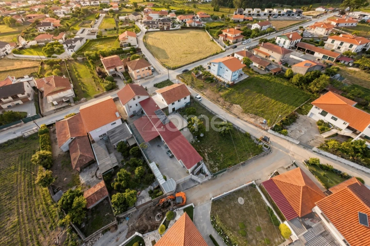 Moradia T4 para Venda em Tamel (Santa Leocádia) e Vilar do Monte Foto 26