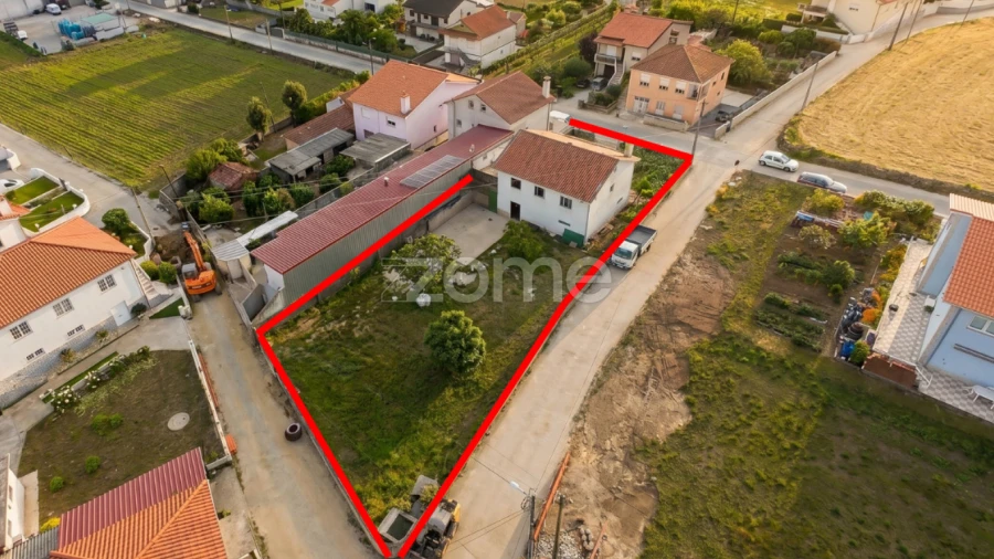 Moradia T4 para Venda em Perelhal