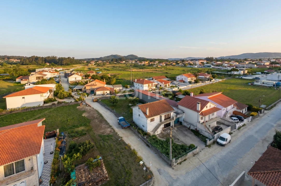 Moradia T4 para Venda em Tamel (Santa Leocádia) e Vilar do Monte Foto 23