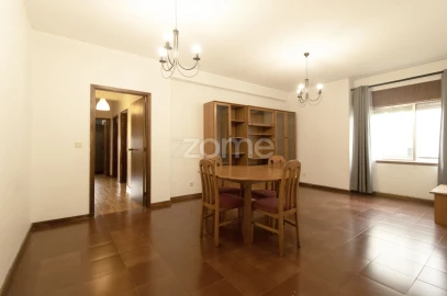 Apartamento T3 para Venda em Lomar e Arcos