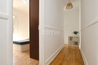Apartamento T2 para Arrendamento em Venteira