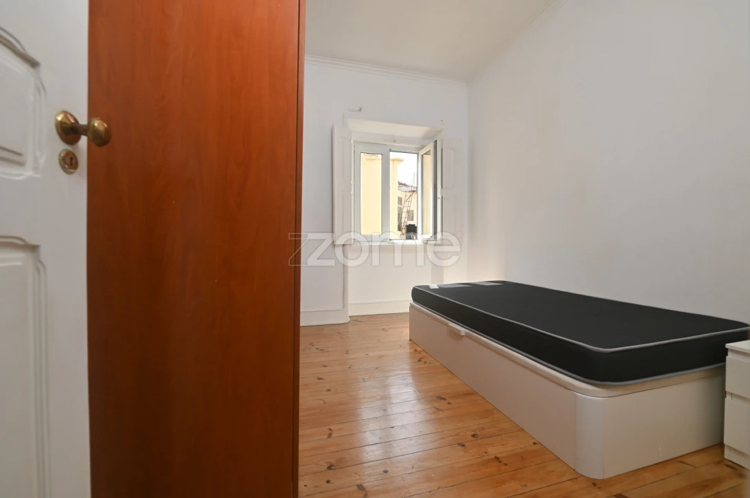 Apartamento T2 para Arrendamento em Venteira Foto 12