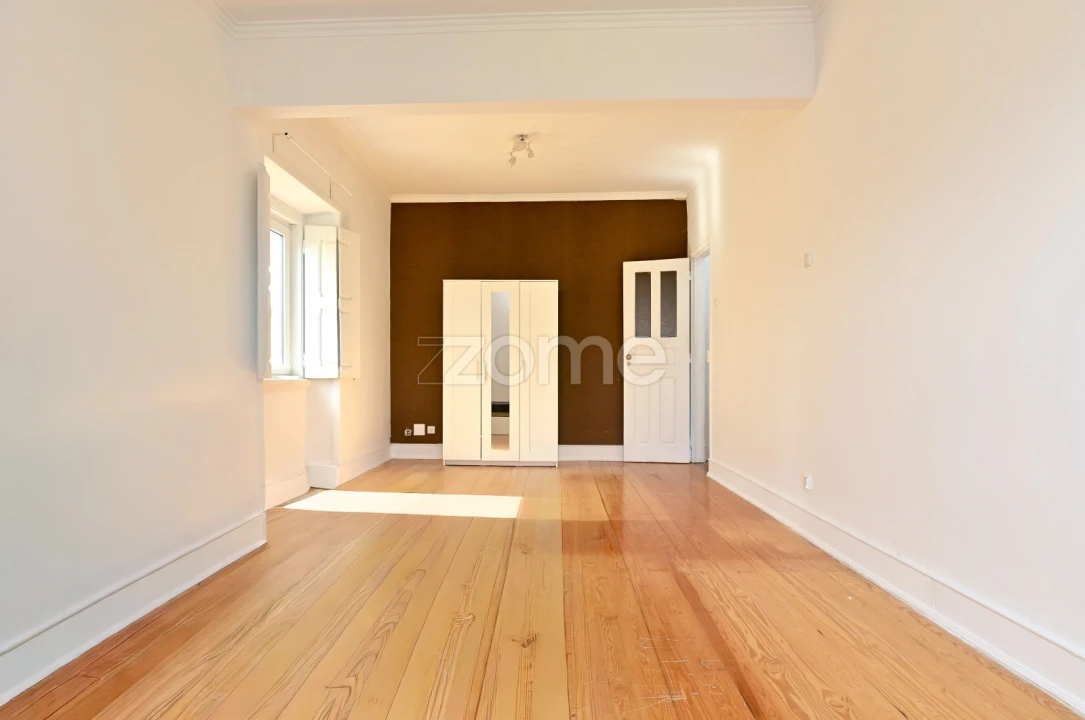 Apartamento T2 para Arrendamento em Venteira Foto 7
