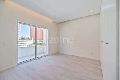 Moradia T3 para Venda em Ferragudo