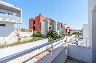 Moradia T3 para Venda em Ferragudo