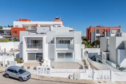 Moradia T3 para Venda em Ferragudo