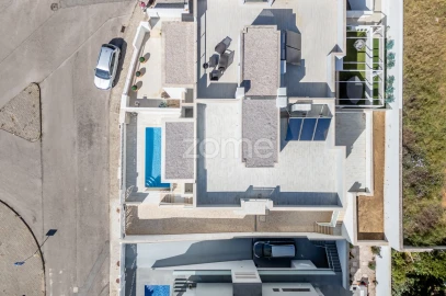 Moradia T3 para Venda em Ferragudo