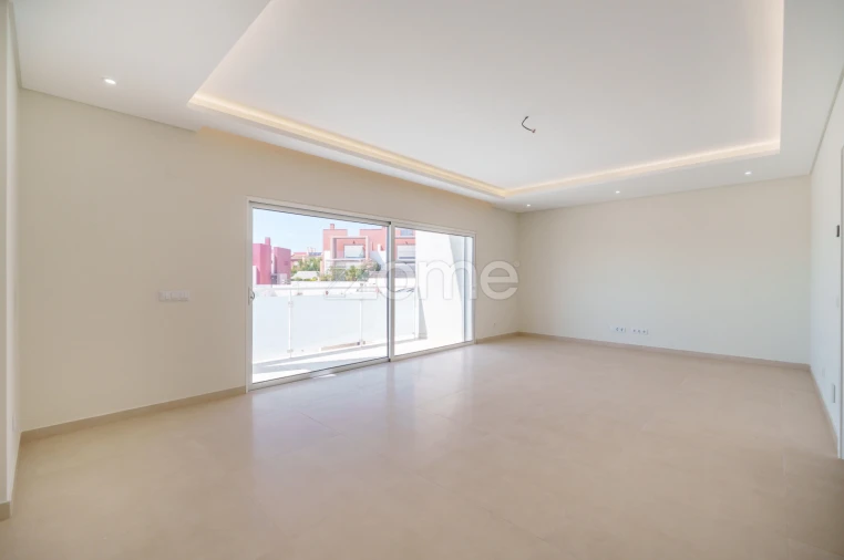 Moradia T3 para Venda em Ferragudo Foto 9