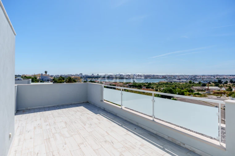 Moradia T3 para Venda em Ferragudo Foto 34