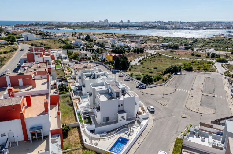 Moradia T3 para Venda em Ferragudo Foto 45