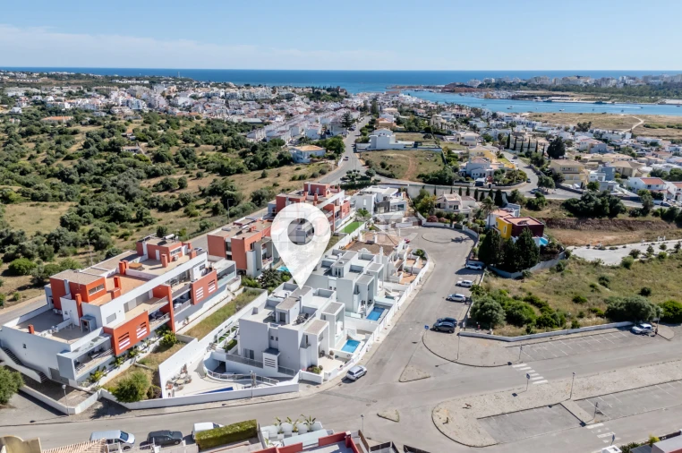 Moradia T3 para Venda em Ferragudo Foto 46