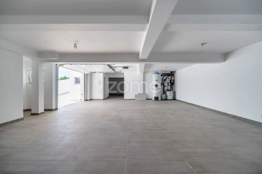 Moradia T3 para Venda em Ferragudo Foto 38