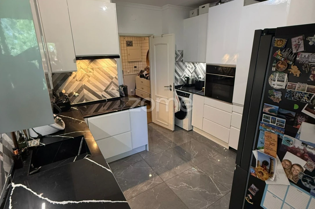 Apartamento T3 para Venda em Carcavelos e Parede Foto 7