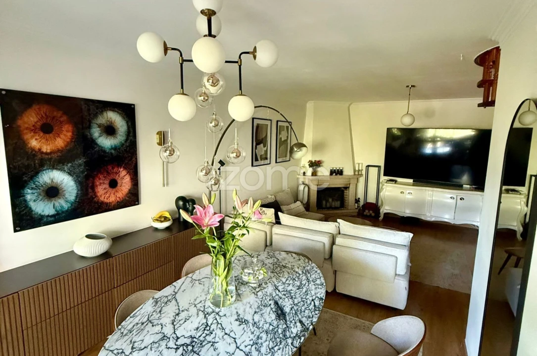 Apartamento T3 para Venda em Carcavelos e Parede Foto 19