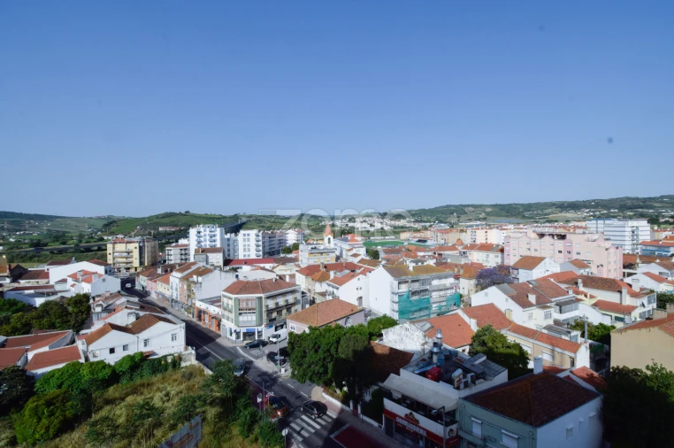 Apartamento T2 para Venda em Carregado e Cadafais Foto 19