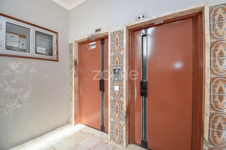 Apartamento T2 para Venda em Carregado e Cadafais Foto 20
