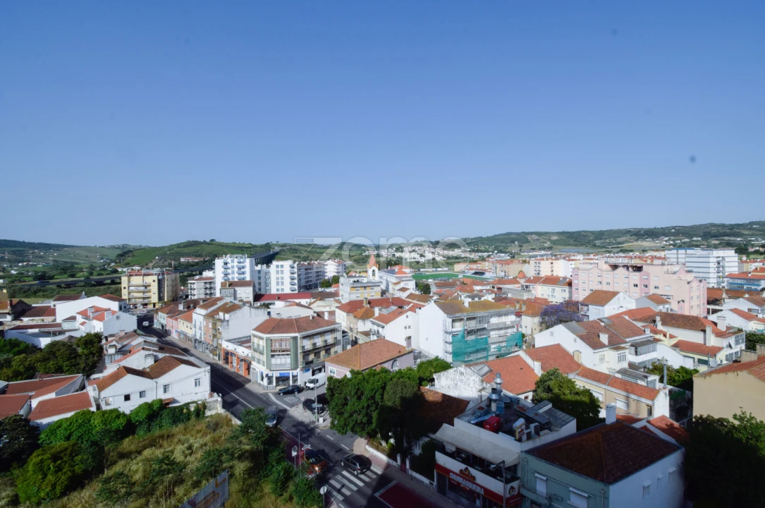 Apartamento T2 para Venda em Carregado e Cadafais Foto 19