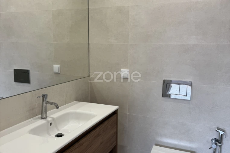 Apartamento T1 para Arrendamento em Águas Livres Foto 8