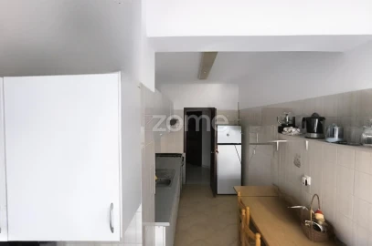 Apartamento T1 para Venda em Charneca de Caparica e Sobreda