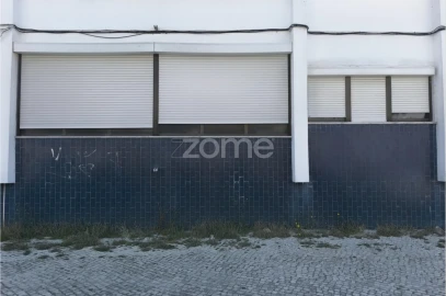 Apartamento T1 para Venda em Charneca de Caparica e Sobreda