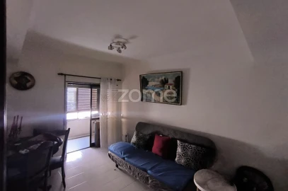 Apartamento T1 para Venda em Charneca de Caparica e Sobreda