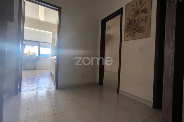 Apartamento T1 para Venda em Charneca de Caparica e Sobreda Foto 9