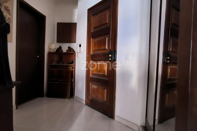 Apartamento T1 para Venda em Charneca de Caparica e Sobreda Foto 17
