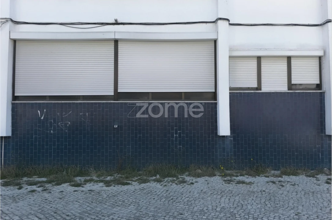 Apartamento T1 para Venda em Charneca de Caparica e Sobreda Foto 19