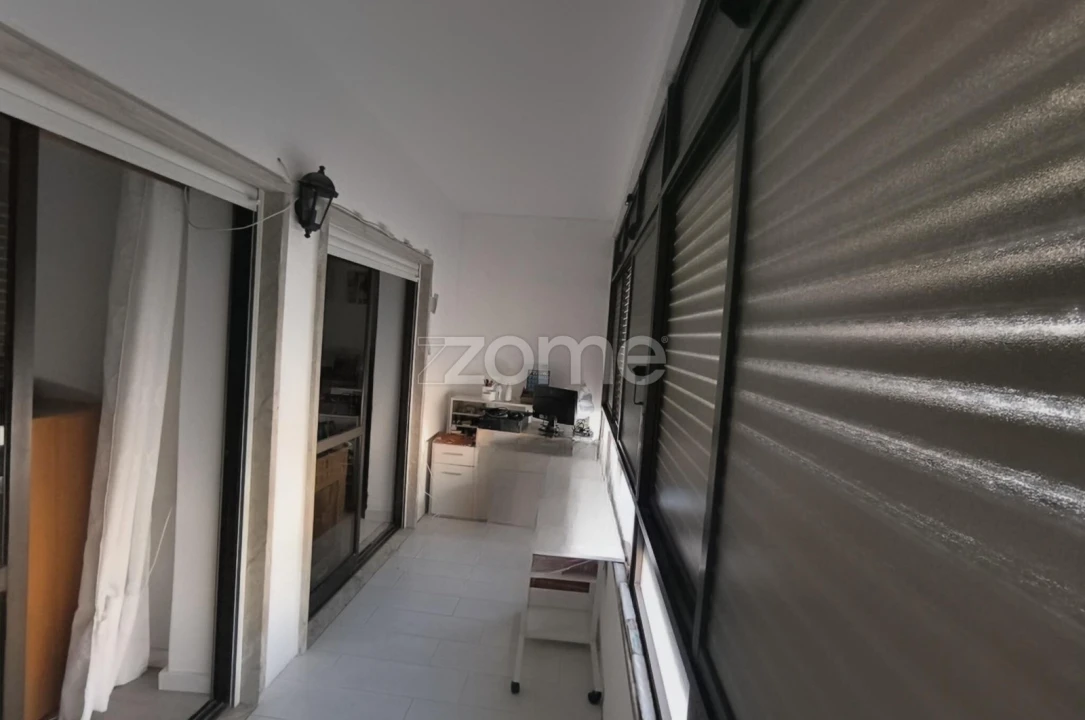 Apartamento T1 para Venda em Charneca de Caparica e Sobreda Foto 7
