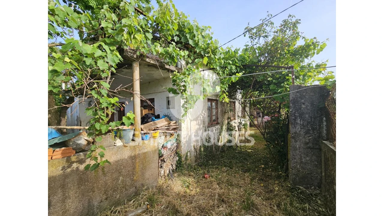 Moradia T3 para Venda em Pombeiro da Beira Foto 2