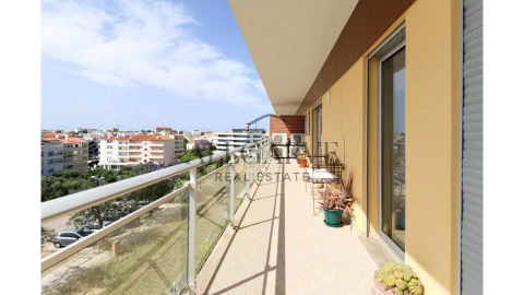 Apartamento T3 para Venda em Portimão