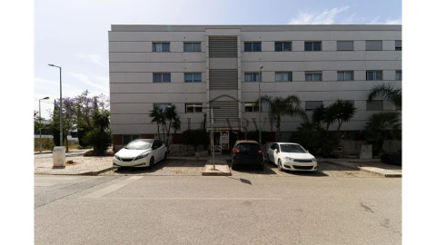 Apartamento T3 para Venda em Portimão