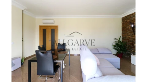 Apartamento T3 para Venda em Portimão