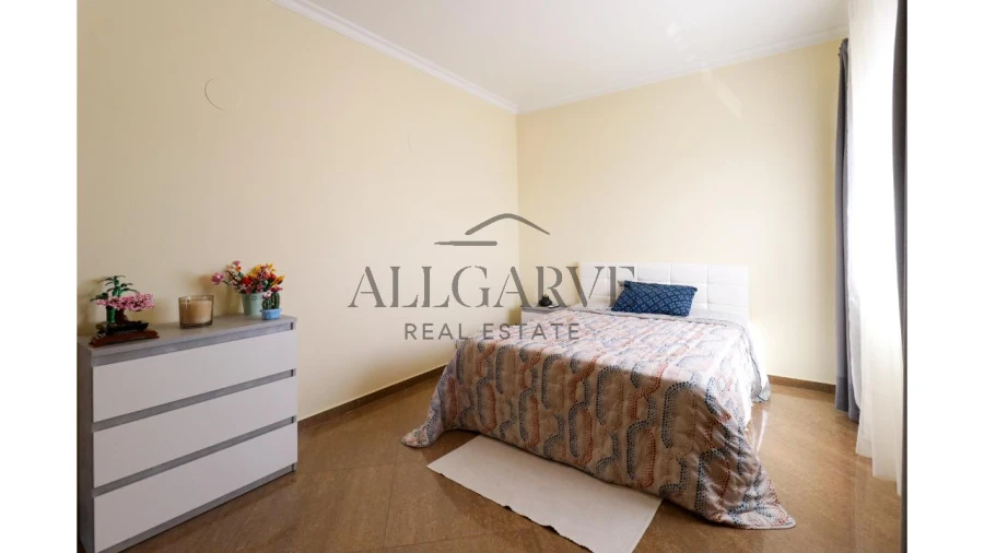 Apartamento T3 para Venda em Portimão Foto 15