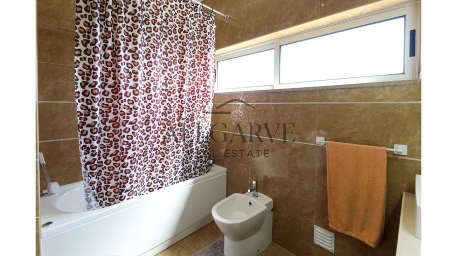 Apartamento T3 para Venda em Portimão Foto 25