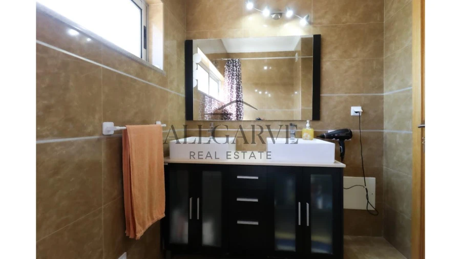 Apartamento T3 para Venda em Portimão Foto 29