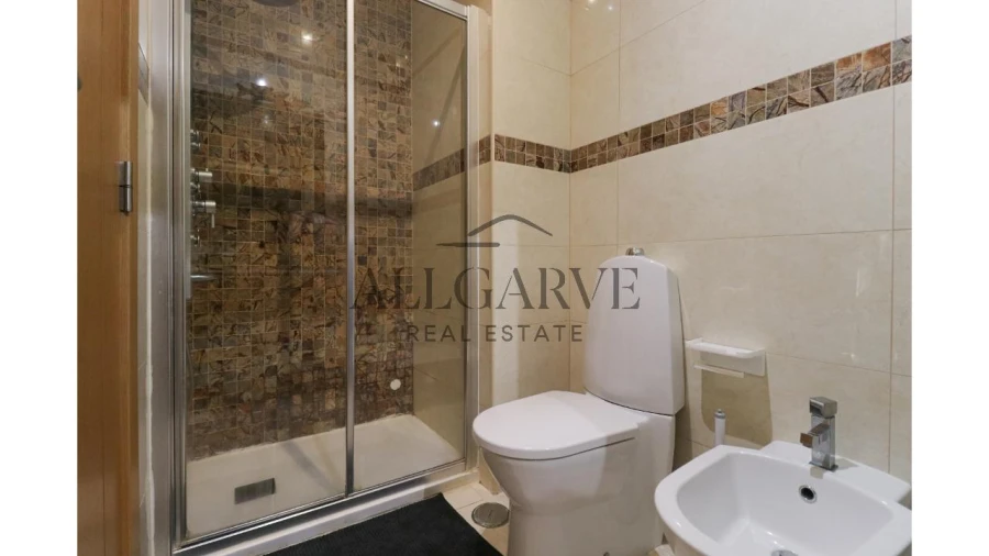 Apartamento T3 para Venda em Portimão Foto 14