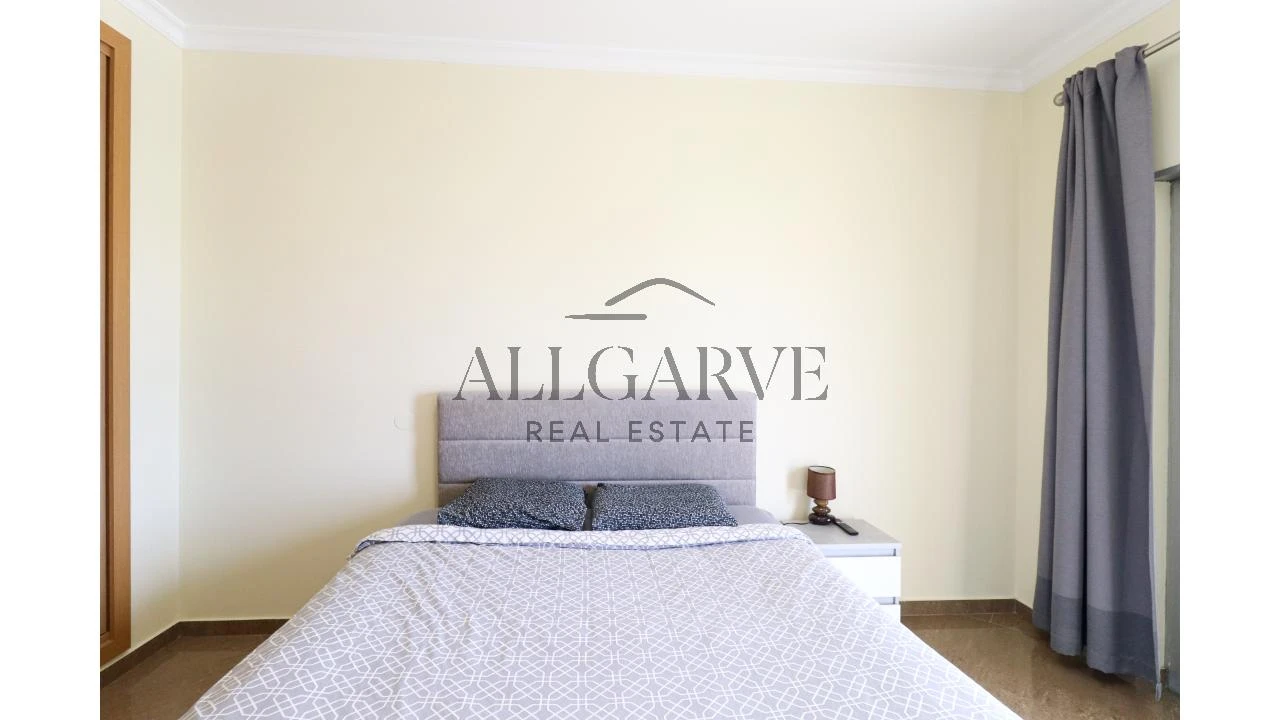 Apartamento T3 para Venda em Portimão Foto 23