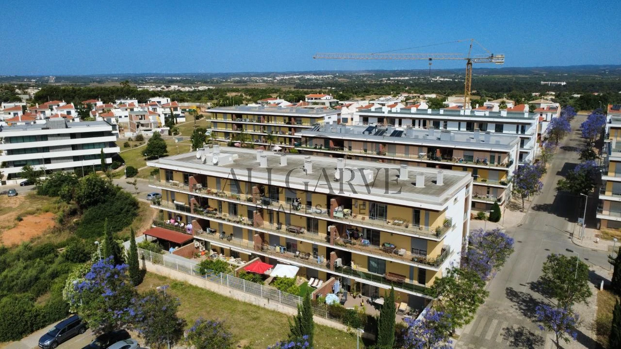 Apartamento T3 para Venda em Portimão Foto 1