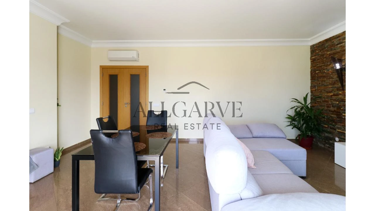 Apartamento T3 para Venda em Portimão Foto 5