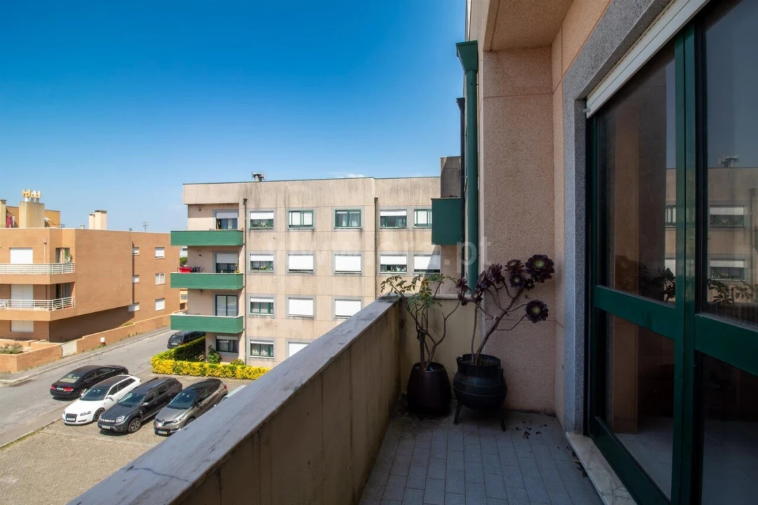 Apartamento T2 para Venda em Oliveira do Douro Foto 17