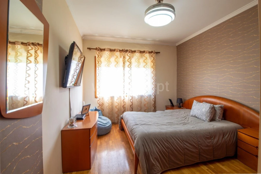 Apartamento T2 para Venda em Oliveira do Douro Foto 8