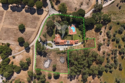 Quinta T9 para Venda em Santa Maria do Castelo e Santiago e Santa Susana