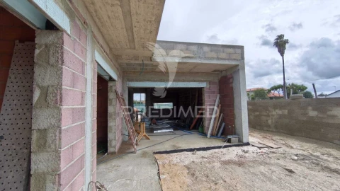 Moradia T4 para Venda em Vagos e Santo António