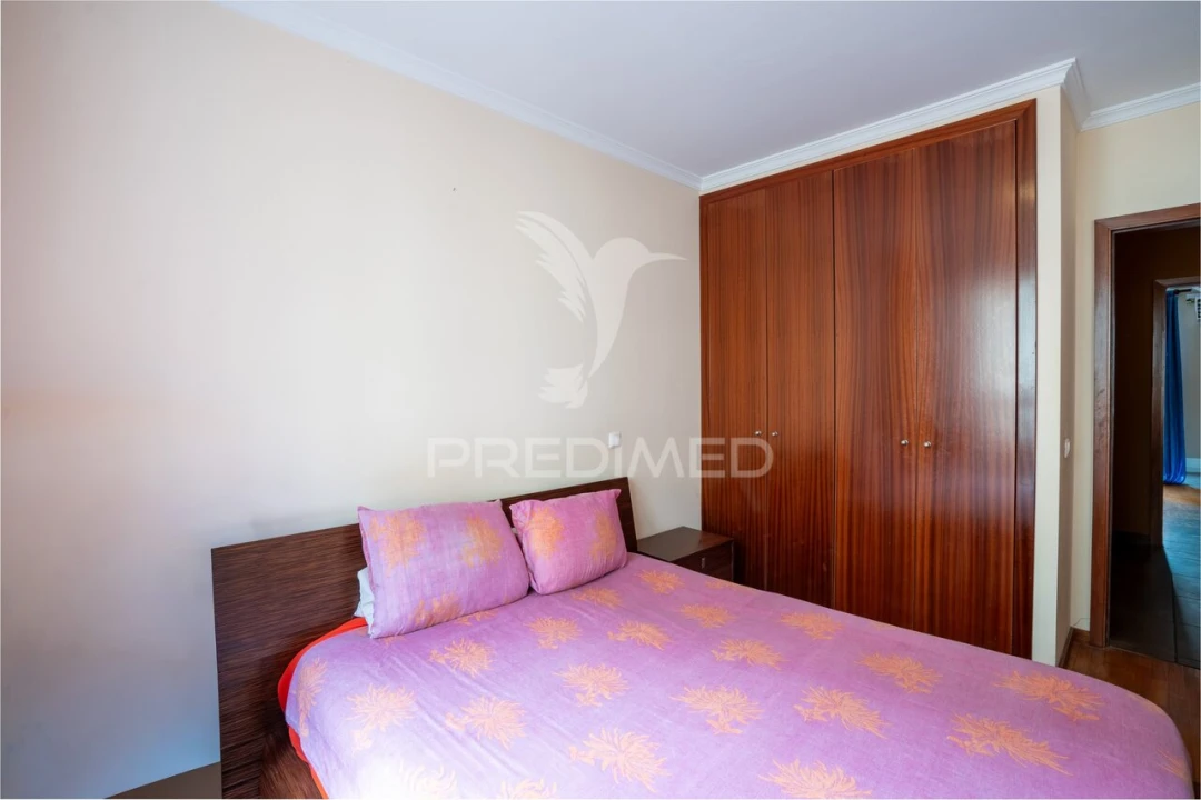 Apartamento T2 para Venda em Caniço Foto 5