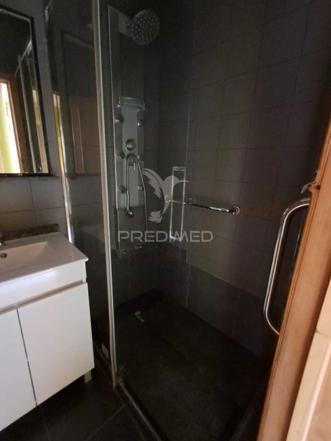 Apartamento T3 para Venda em Seixal, Arrentela e Aldeia de Paio Pires