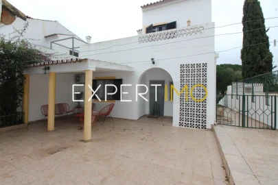 Moradia T3 para Venda em Loule (São Clemente)