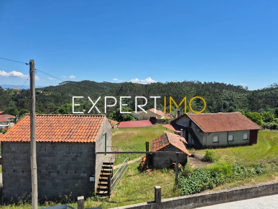 Moradia T3 para Venda em Sobral Foto 1