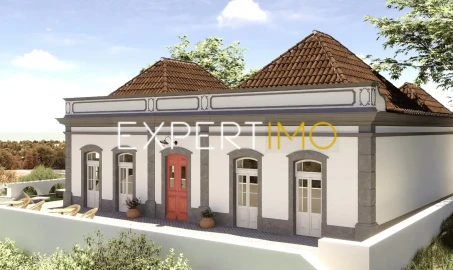 Moradia T5 para Venda em Luz de Tavira e Santo Estêvão