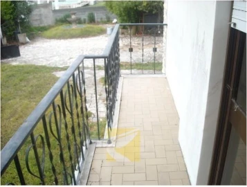 Moradia T6 para Venda em Serra e Junceira